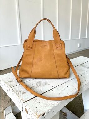 American Leather Co. Ada Triple Entry Equestrian Saddle Bag in Tan